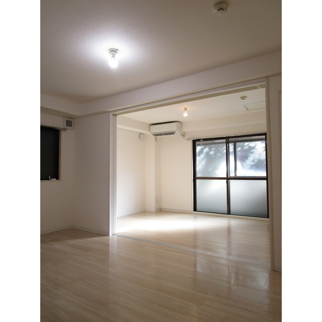 三陽ハイムⅠ 内観