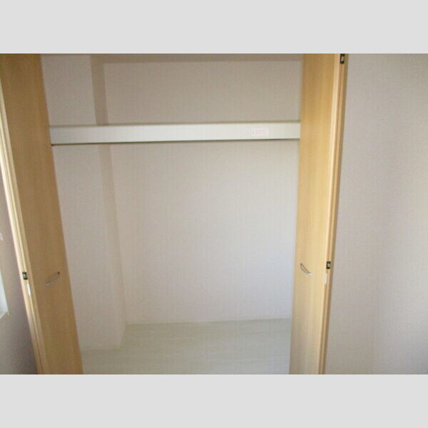 gloire(グロワール)(due・trois)　due(ドゥ) due102(クローゼット)