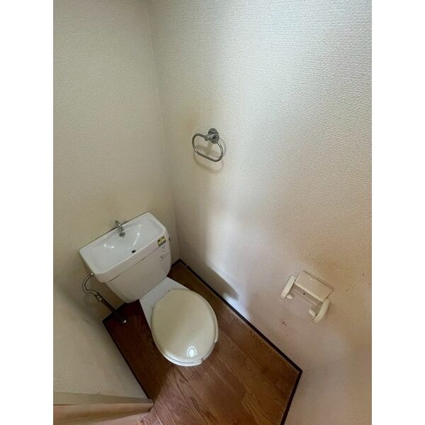 メゾングロワール0101号室 トイレ