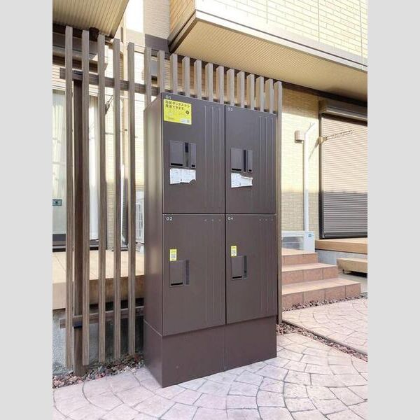 ホープライト　A103号室 宅配ボックス