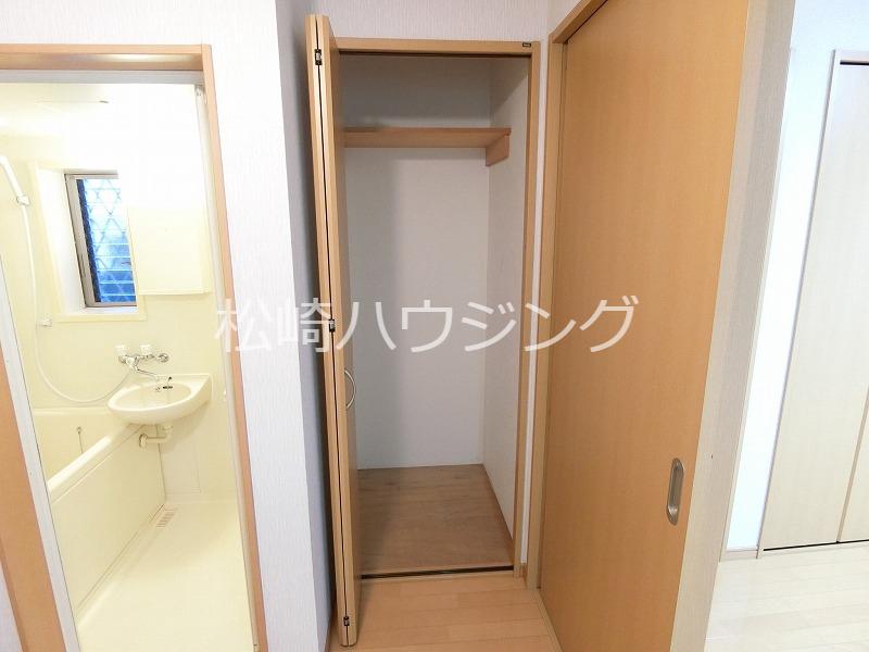 メゾンクレール 収納