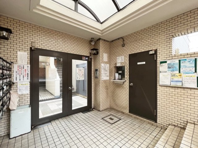 日神パレス千川 エントランス