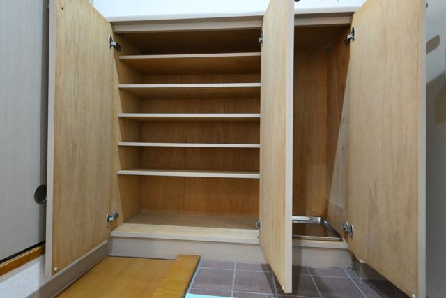 東建シティハイツ上野 靴入