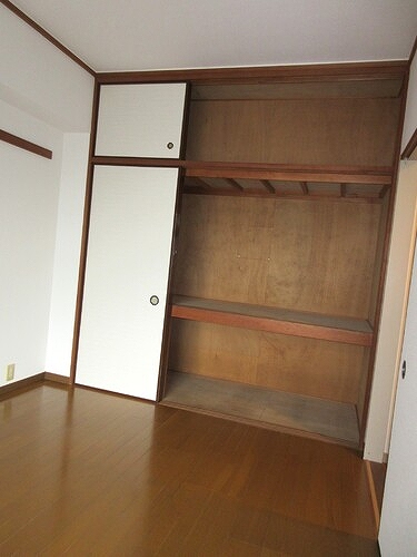 テレパレス船橋三咲Ａ棟6階 収納（洋室）　同タイプ別部屋