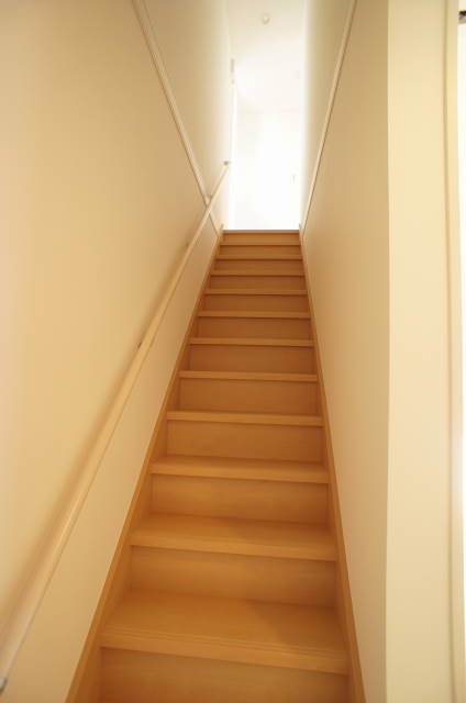 南生実町貸戸建２号棟 リビング