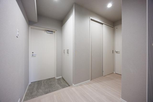 ミリアレジデンス上池袋11階 玄関