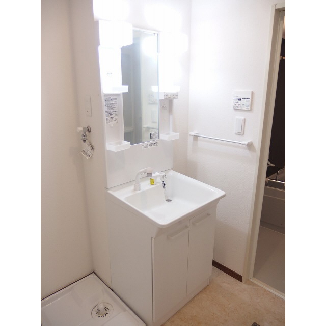 アムール ネージュ 弐番館 内観