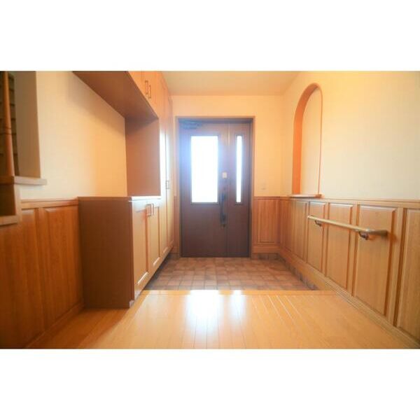 伊勢原市神戸貸家1号室 エントランス