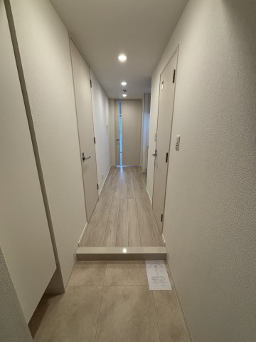 エムフラット秋葉原 玄関