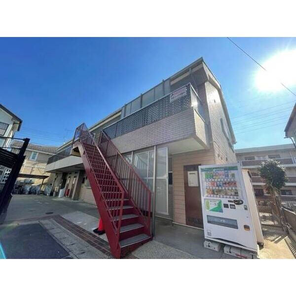 クレストコートアゼリアⅡの外観画像