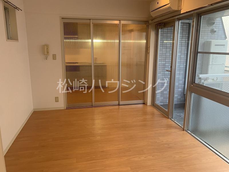 第八さかえビル 別室の写真です。