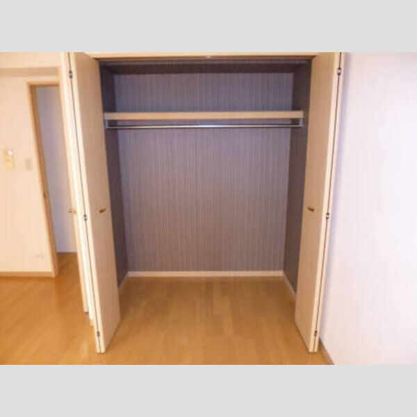 メゾン・フルール403号室 クローゼット