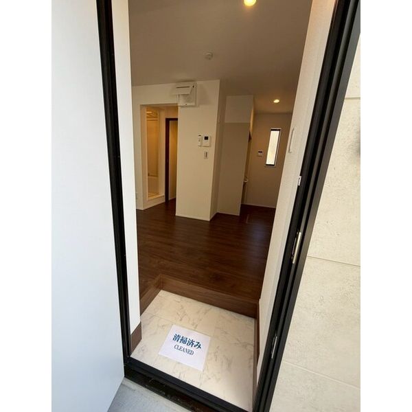 ベレガンス流山松ヶ丘Ⅱ0102号室 玄関
