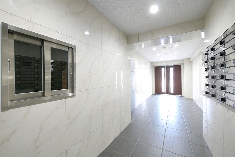 ペアパレス六町2号館3階 外観