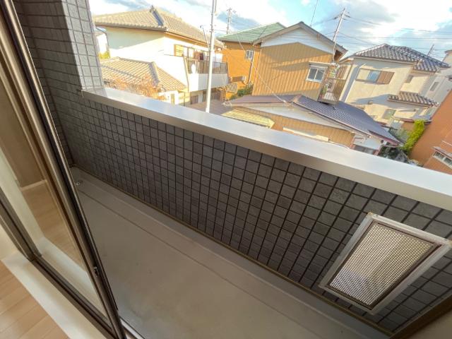 レジデンス202号室 ベランダ