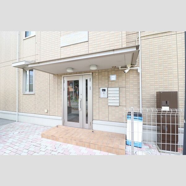 チェリーブラッサム302号室 エントランス