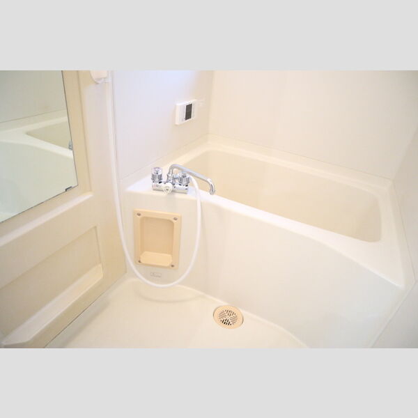 ヴァンベール東川口　Ⅴ103号室 ユニットバス