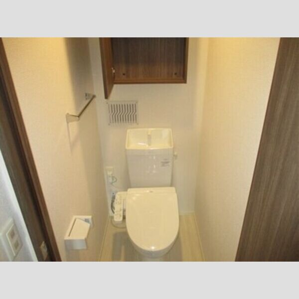 フォレストウッド　A棟205号室 トイレ