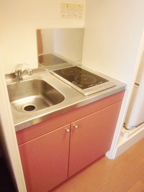 レオパレスＪｕ７　Ｐｉｎｅ キッチン