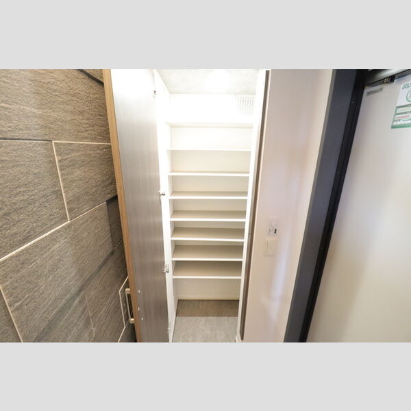 アニヴェルセル シューズボックス