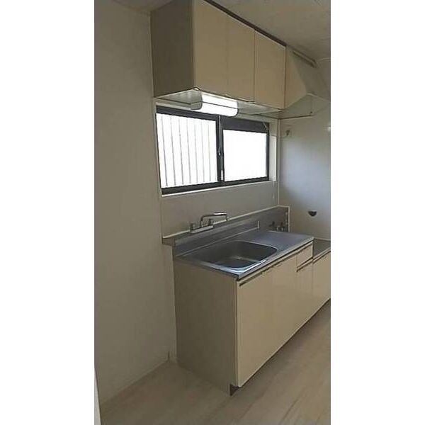 メゾンタミー2 キッチン