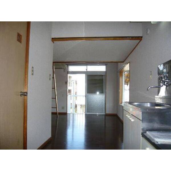 ロックウェル実籾 玄関