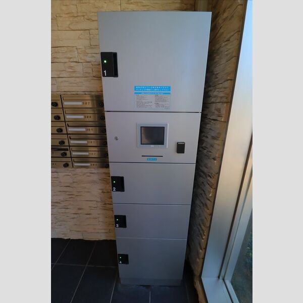 キャッスル西大宮 宅配BOX