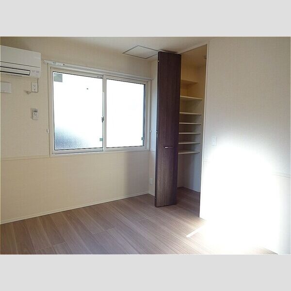 サンパティーク　E103号室 洋室