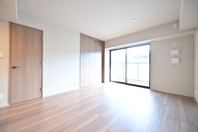 アトラスシティ千歳烏山グランスイート　杜ノ棟 リビング