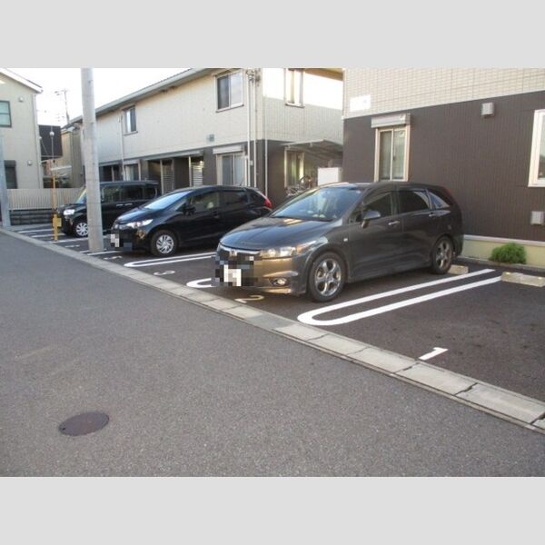 GLAD上本郷　A 駐車場