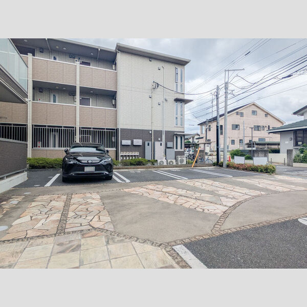 本郷の杜 ラウン102号室 駐車場