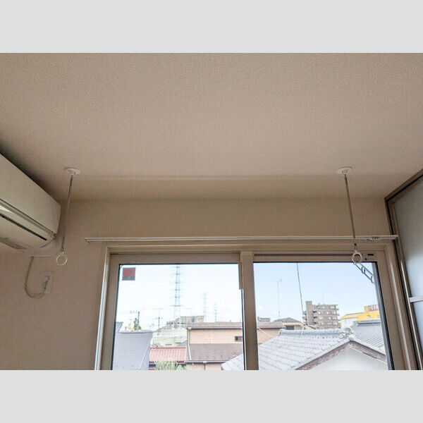 アトレ302号室 室内物干し