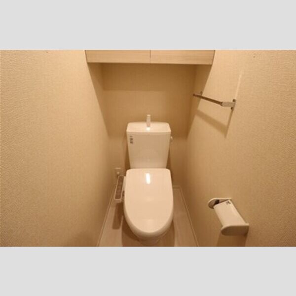 セレシア　D棟102号室 温水洗浄暖房便座