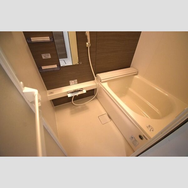 Dスクエア子安町 浴室