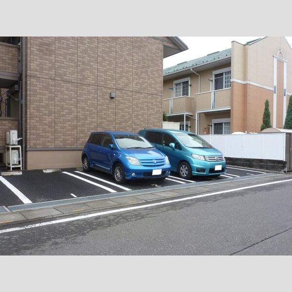 コーポボナール 駐車場