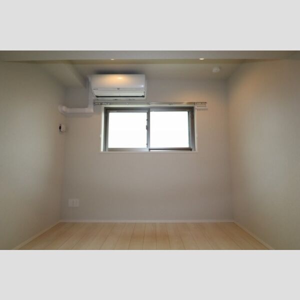 サンジョイアゼロ407号室 洋室5.8帖