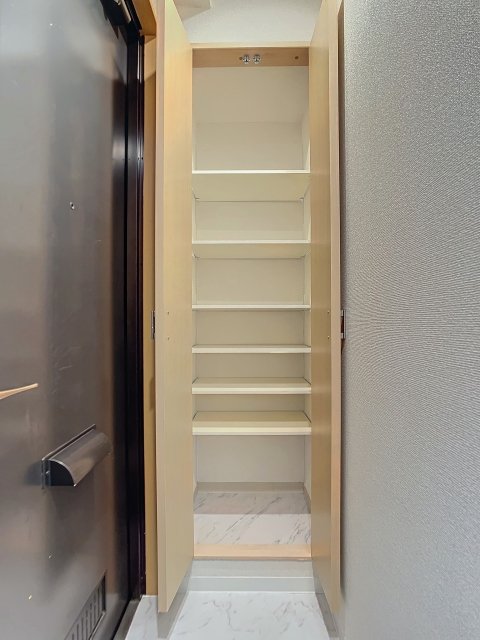 カーサマキ 靴入