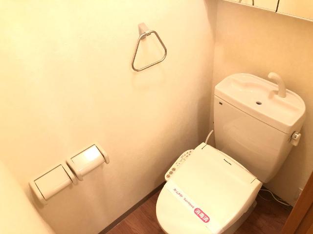 サンライズ・ガーデン201号室 シャワー付トイレ