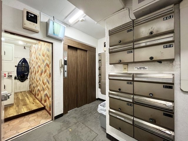 マンション神楽坂 エントランス