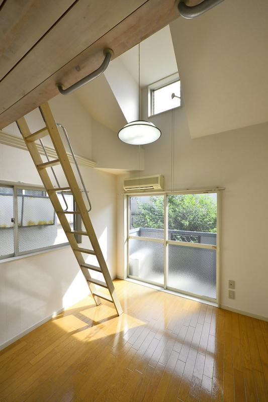 クレール田園調布2階 洗面所