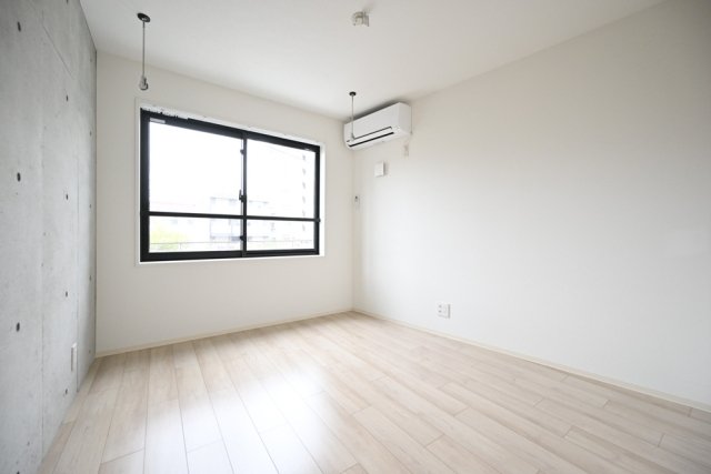 フェリデンシア御嶽山1階 洋室1