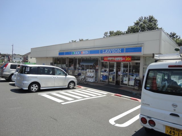 プティボヌール ローソン日野神明二丁目店まで435ｍ