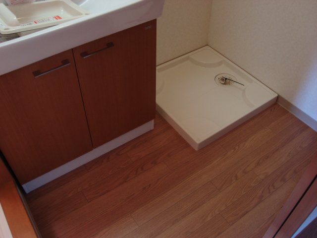 エトワール大和田301号室 脱衣所