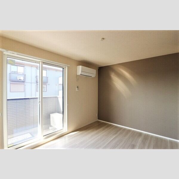 プラヴール205号室 洋室