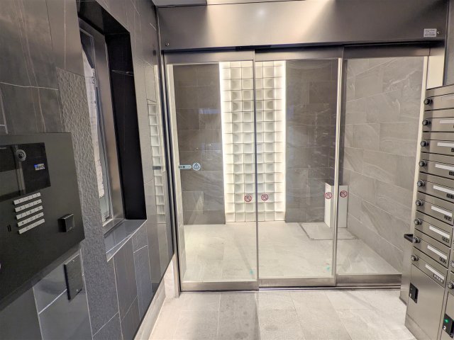 ハーモニーレジデンス神楽坂ヒルズファースト204号室 エントランス