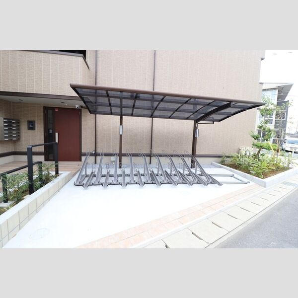 ヴァン・ヴェールおおたかの森　Ⅱ302号室 駐輪場