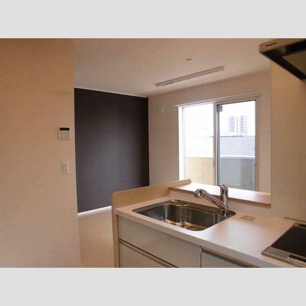 プリムヴェール　十八番館 LDK