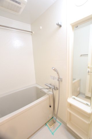 プライムアーバン目白1201号室 お風呂