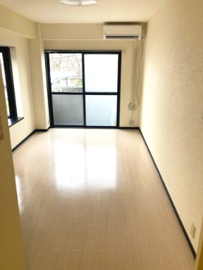 ブリッジワン202号室 ※写真は別室です