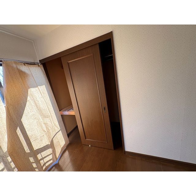 石神井町5丁目戸建A号室 各部屋に収納あり